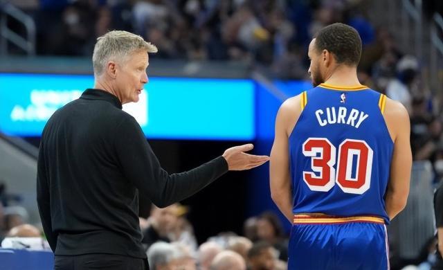 1699371006457042568.jpeg 九游游戏中心-又进180俱乐部!35岁库里仍巅峰 勇士冲冠有底气